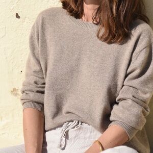 Beachwood baby THE CASHMERE COVE CREW NECK // RYE
